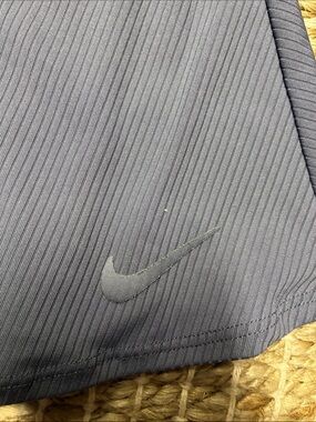 Nike Dark Gray Ribbed Swoosh Skort size Small